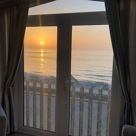 Caravan Hire Golden Sands Sea Front Kinmel Bay Exterior foto