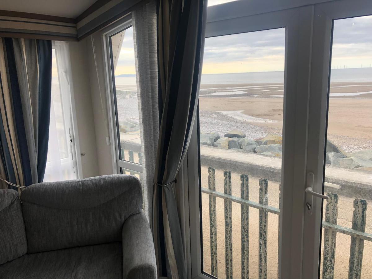 Caravan Hire Golden Sands Sea Front Kinmel Bay Exterior foto