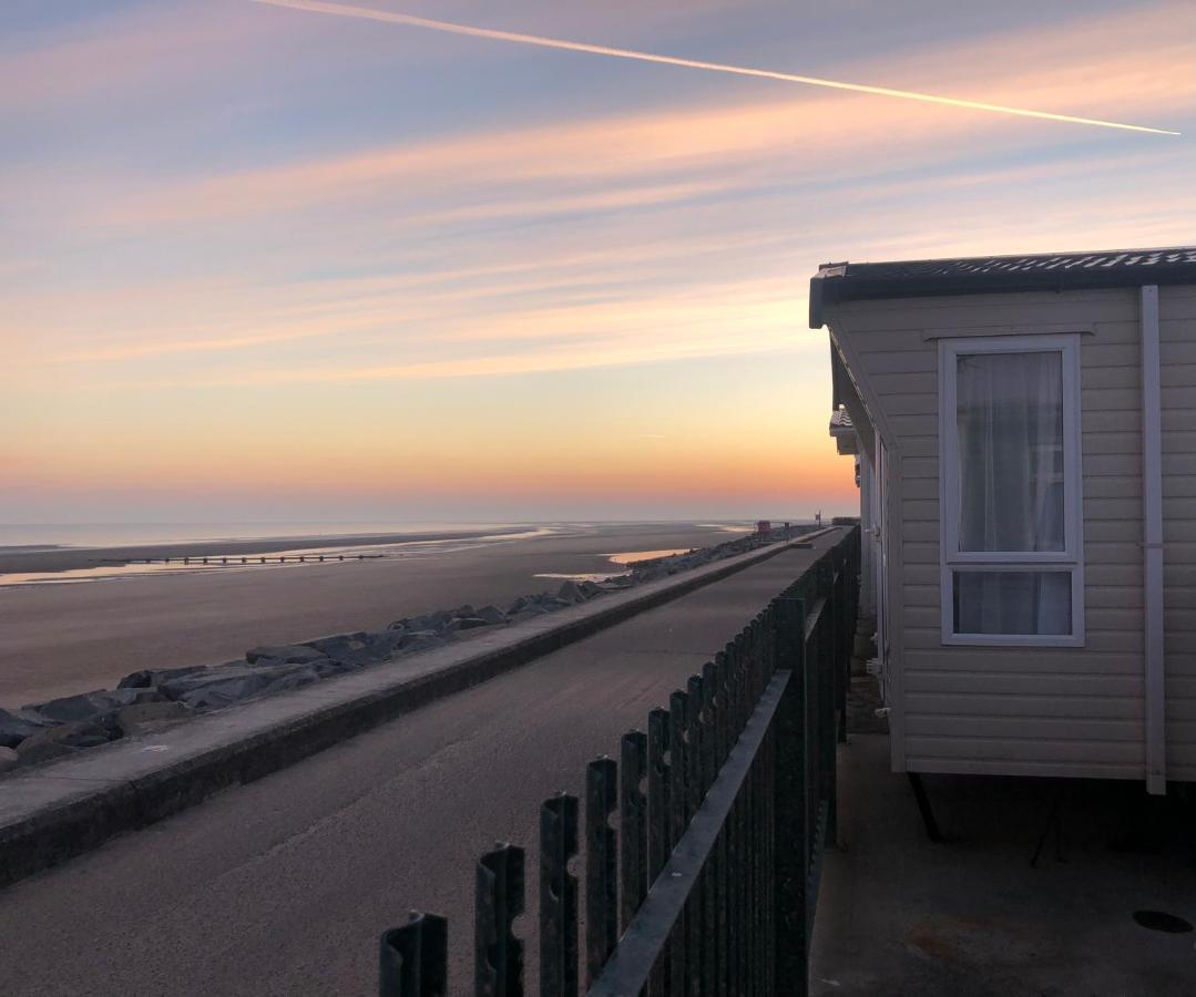 Caravan Hire Golden Sands Sea Front Kinmel Bay Exterior foto