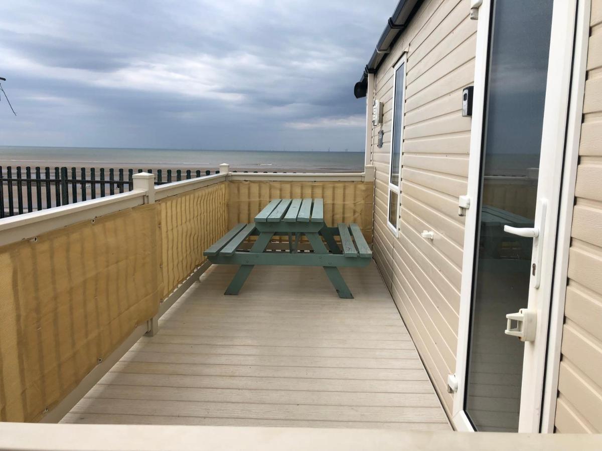 Caravan Hire Golden Sands Sea Front Kinmel Bay Exterior foto